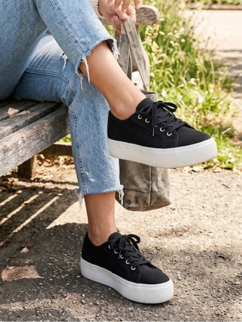 Steve Madden Platform Black Canvas Lace-Up Sneakers Size 7.5